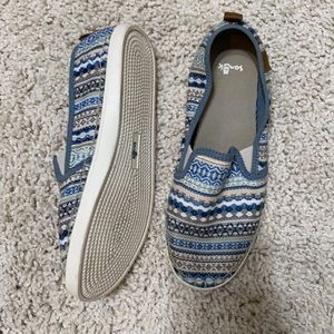 Sanuk side walk slides